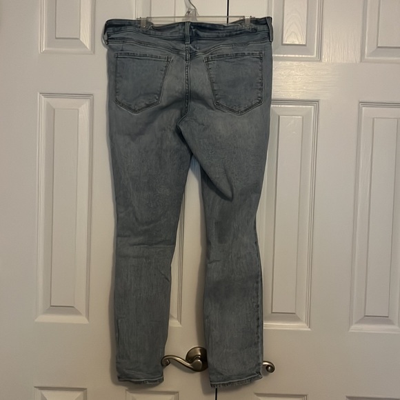 WOMENS LOW RISE JEANS - Picture 2 of 4